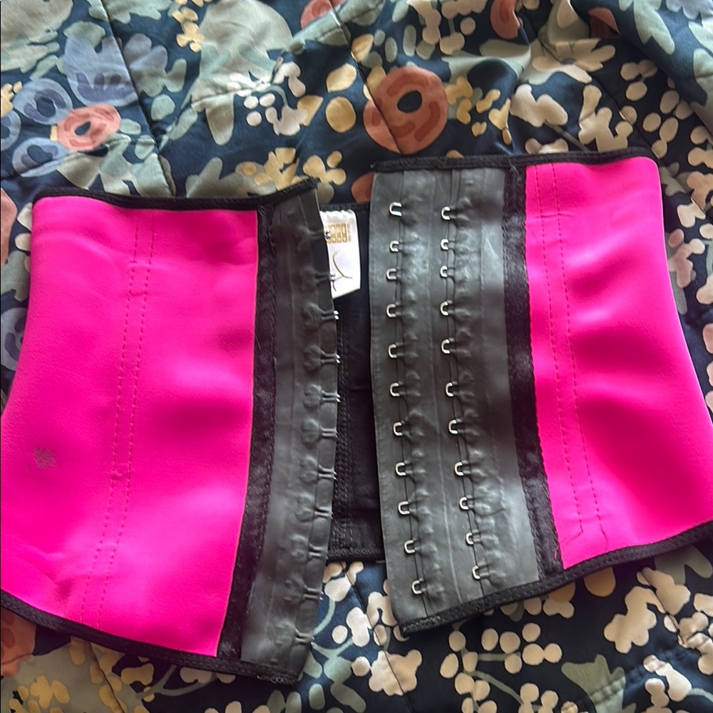 Pink and Ann cherry  size 36 two hooks